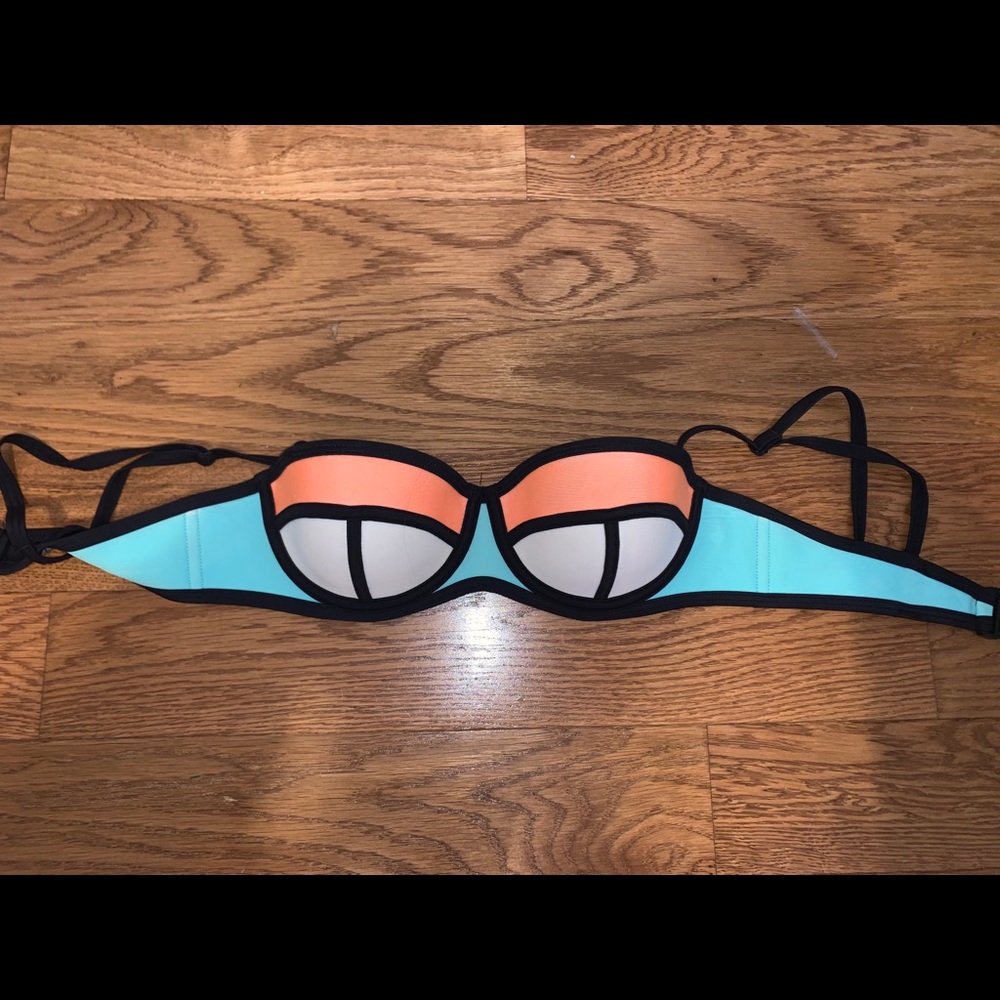 Triangl Bikini Top